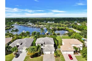 585 SW Yacht Basin Way, Stuart, FL 34997, Sold 12/10/20