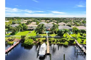 585 SW Yacht Basin Way, Stuart, FL 34997, Sold 12/10/20