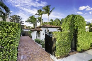 223 Lakeland Dr, West Palm Beach, FL 33405, Sold 01/08/21