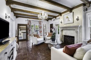 223 Lakeland Dr, West Palm Beach, FL 33405, Sold 01/08/21