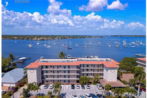 624 SW St Lucie Crescent, Stuart, FL 34994, Sold 01/25/21