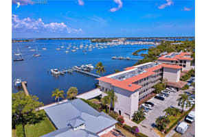 624 SW St Lucie Crescent, Stuart, FL 34994, Sold 01/25/21