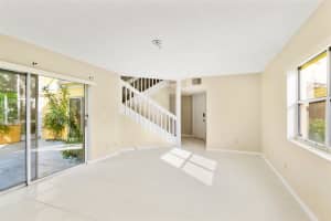 61 SE Beech Tree Ln, Stuart, FL 34994, Sold 01/15/21