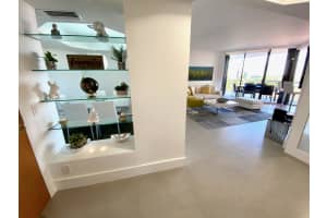 3610 Yacht Club Dr, Miami, FL 33180, Sold 04/16/21
