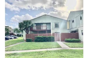 27 Crossings Cir, Boynton Beach, FL 33435, Sold 12/04/20