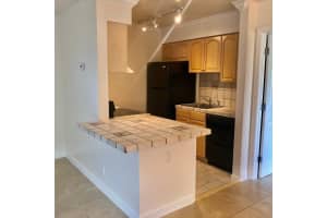 27 Crossings Cir, Boynton Beach, FL 33435, Sold 12/04/20