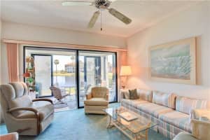 6232 E Mirror Lake Dr, Sebastian, FL 32958, Sold 02/09/21