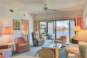 6232 E Mirror Lake Dr, Sebastian, FL 32958, Sold 02/09/21