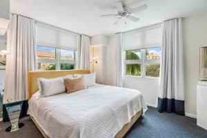 MLS# R10668083, West Palm Beach, Florida 33401