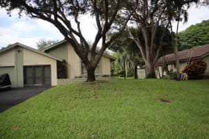 3745 Arelia Dr, Delray Beach, FL 33445, Sold 03/11/21