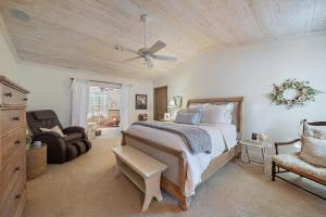 19647 Red Maple Ln, Jupiter, FL 33458, Sold 04/15/21