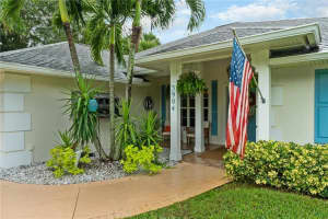 MLS# R10668300, Vero Beach, Florida 32966