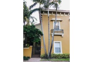 231 Lake Monterey Cir, Boynton Beach, FL 33426, Sold 01/14/21