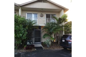 2145 Nova Village Dr, Davie, FL 33317, Sold 06/07/21
