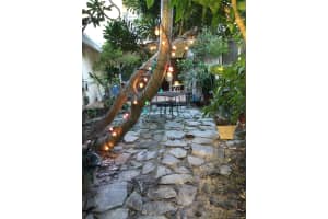 2145 Nova Village Dr, Davie, FL 33317, Sold 06/07/21