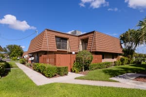 1440 N Lawnwood Cir, Fort Pierce, FL 34950, Sold 01/06/21