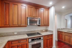 200 NE 2nd Ave, Delray Beach, FL 33444, Sold 07/21/21