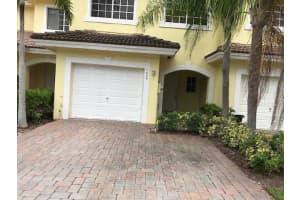 1009 Imperial Lake Rd, West Palm Beach, FL 33413, Sold 01/11/21
