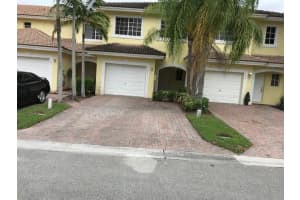1009 Imperial Lake Rd, West Palm Beach, FL 33413, Sold 01/11/21