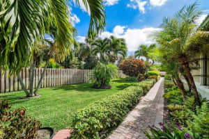 5271 Grande Palm Cir, Delray Beach, FL 33484, Sold 12/18/20