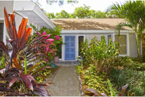 8145 25th St, Vero Beach, FL 32966, Sold 02/22/21