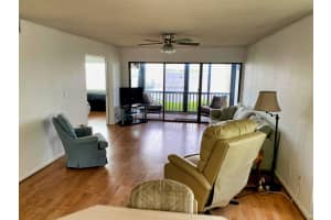 175 SE St Lucie Blvd APT D2, Stuart, FL 34996, Sold 06/01/21
