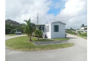 31 S Loafing St, Hypoluxo, FL 33462, Sold 01/22/21