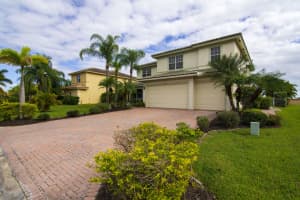 MLS# R10669212, Vero Beach, Florida 32968