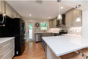 215 Wenonah Pl, West Palm Beach, FL 33405, Sold 12/14/20