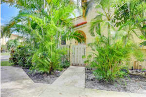 22388 Pineapple Walk Dr, Boca Raton, FL 33433, Sold 04/12/21