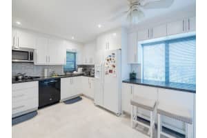 6811 Bridlewood Ct, Boca Raton, FL 33433, Sold 01/13/21