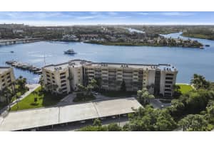 1542 Jupiter Cove Dr, Jupiter, FL 33469, Sold 03/16/21