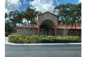 365 SW 86th Ave, Pembroke Pines, FL 33025, Sold 03/04/21