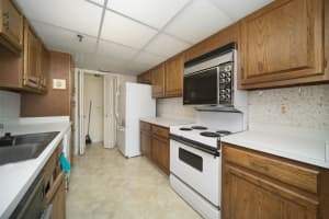 859 Jeffery St #415, Boca Raton, FL 33487, Sold 03/09/21