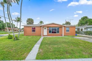 1301 W 26th St, West Palm Beach, FL 33404, Sold 02/19/21