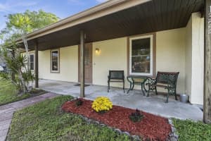 1324 SE Rushing Ln, Port St. Lucie, FL 34952, Sold 12/02/20