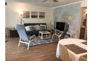 7224 W Oakridge Cir, Lantana, FL 33462, Sold 01/07/21