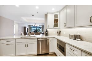 11370 12 Oaks Way 214 w 50, North Palm Beach, FL 33408, Sold 12/28/20