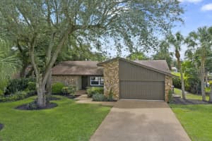 1260 NW 8th St, Boca Raton, FL 33486, Sold 03/02/21