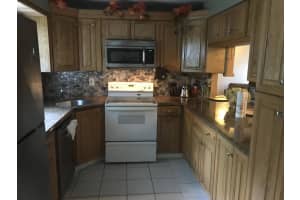 2533 Westchester Dr, Riviera Beach, FL 33407, Sold 03/03/21