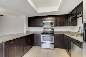1510 Shaker Cir, Wellington, FL 33414, Sold 02/18/21