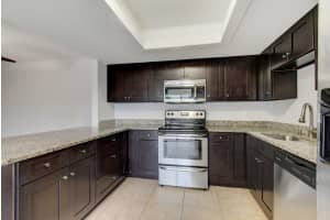 1510 Shaker Cir, Wellington, FL 33414, Sold 02/18/21