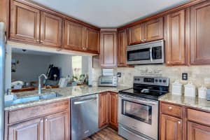 5297 Garden Hills Cir, West Palm Beach, FL 33415, Sold 12/18/20