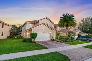 7727 SE Heritage Blvd, Hobe Sound, FL 33455, Sold 03/15/21