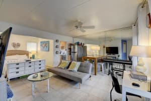 555 Banyan Tree Ln, Delray Beach, FL 33483, Sold 12/15/20