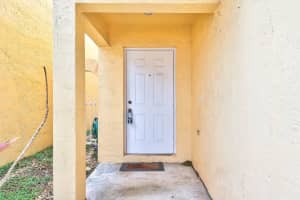 4063 Eastridge Cir, Pompano Beach, FL 33064, Sold 02/05/21