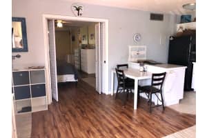 637 Executive Center Dr N205, West Palm Beach, FL 33401, Sold 12/28/20