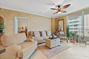625 Casa Loma Blvd, Boynton Beach, FL 33435, Sold 06/29/21
