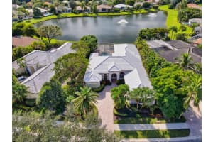 9 Bermuda Lake Dr, Palm Beach Gardens, FL 33418, Sold 06/01/21