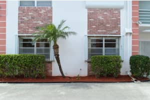3550 NW 8th Ave, Pompano Beach, FL 33064, Sold 05/06/21